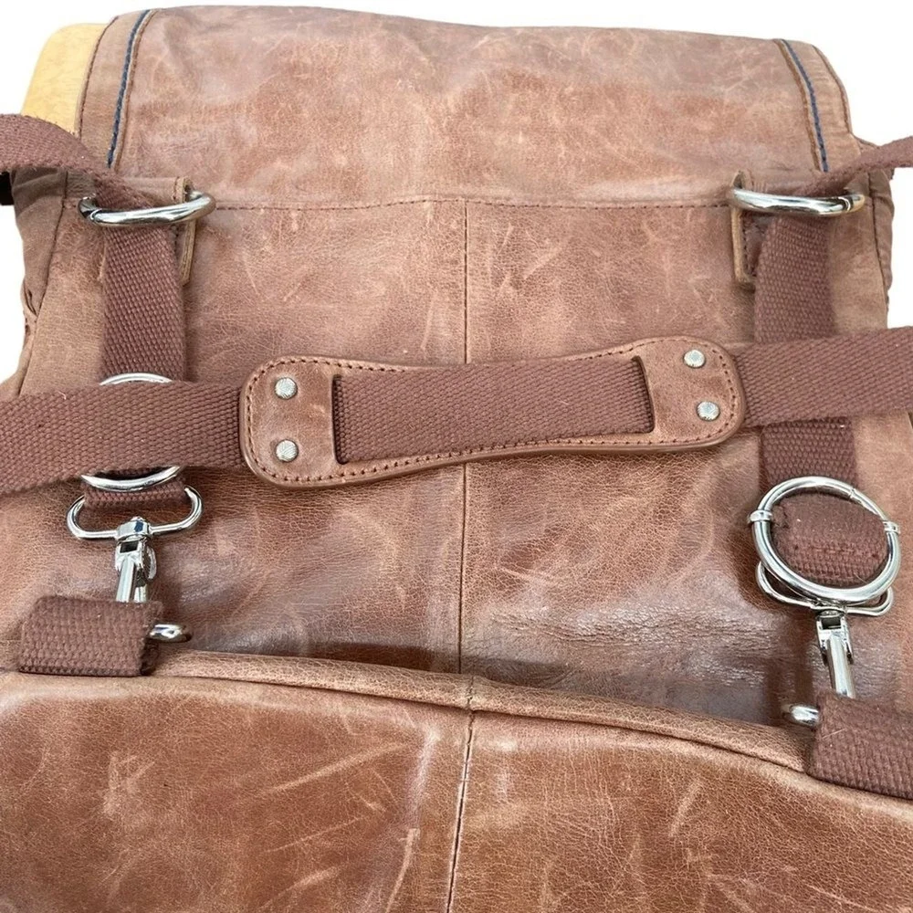 The Sak sak brown